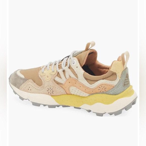NWT Flower Mountain Yamano 3 Sneaker in Stone Mud - Picture 3 of 14